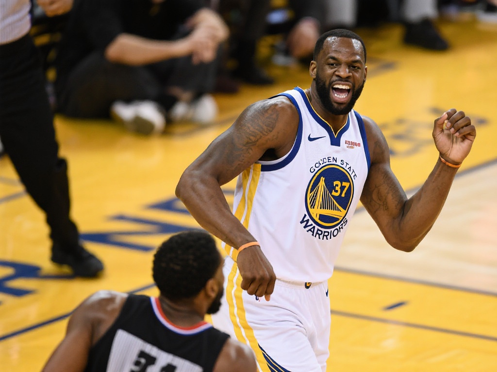 台上兑现天 台上兑现天